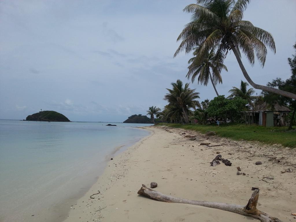 Yasawa Homestays Naisisili Exterior foto