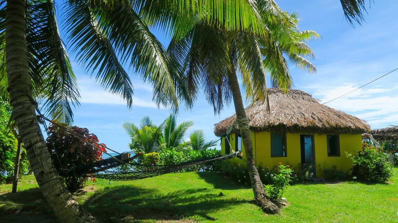 Yasawa Homestays Naisisili Exterior foto